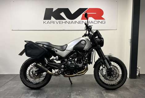 Vaihtopyörä Benelli Leoncino 500 Trail 2020