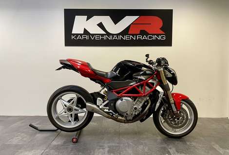 Välitysmyynti MV Agusta Brutale 750