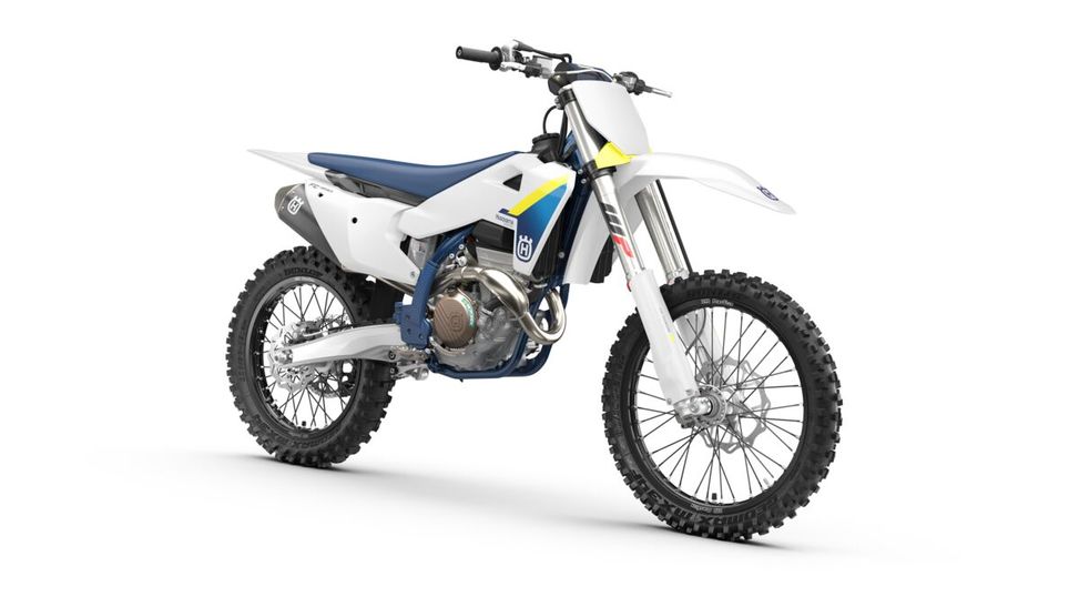 154369_FC 350 2025.jpg